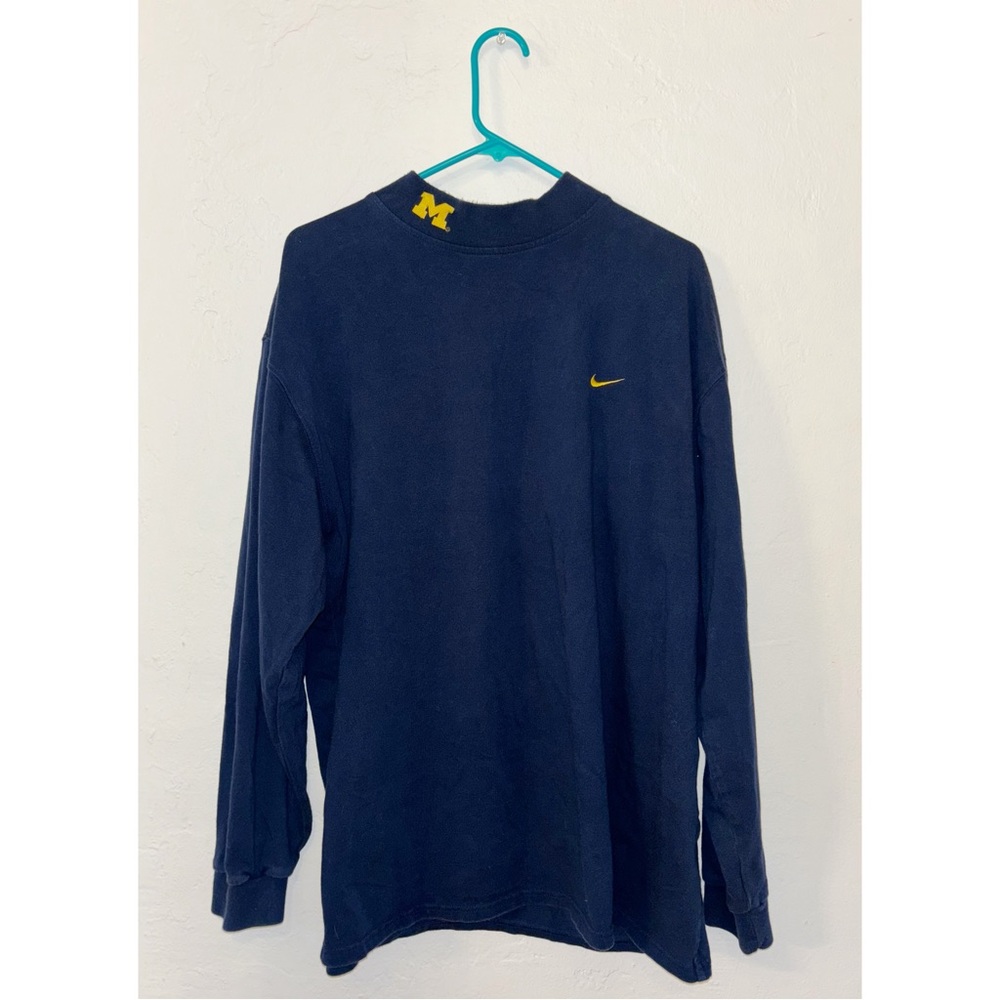 90's Vintage Nike Michigan Wolverine mock turtleneck